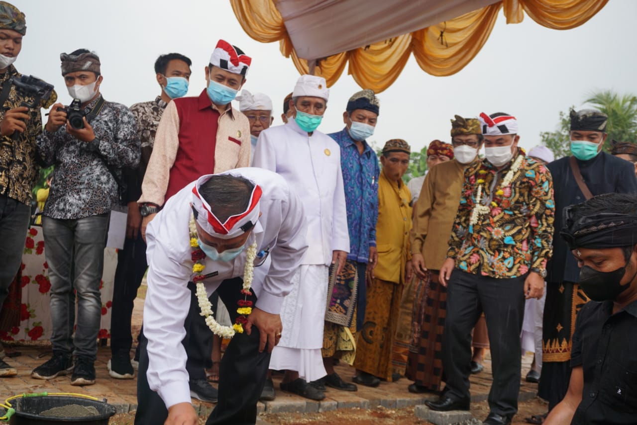 Kakanwil saat peletakan batu pertama